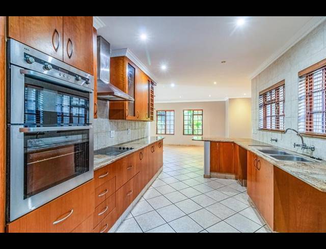 4 BEDROOM HOUSE FOR SALE IN BEDFORDVIEW